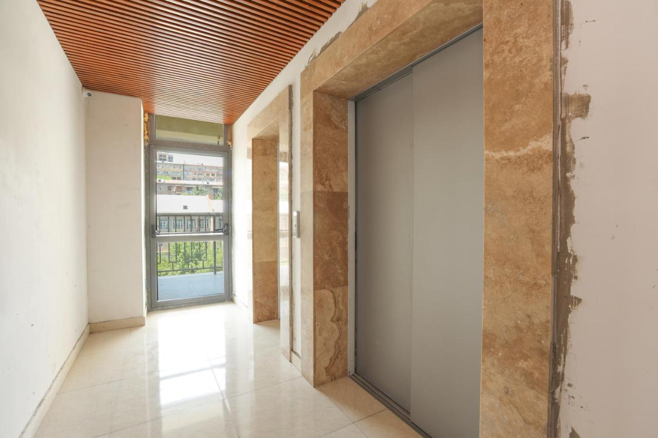 Stay Inn Apartments On Amiryan 26/4 Erevan Exterior foto